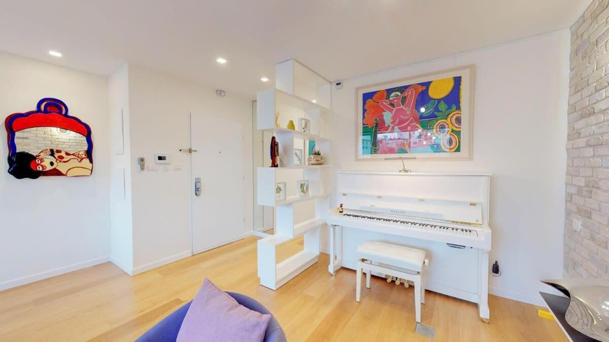 Colorful Shenkin 3-br By Holyguest * Tel Aviv